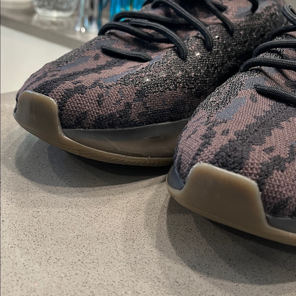Men’s Adidas Yeezy Boost 380 Onyx - Picture 8 of 13